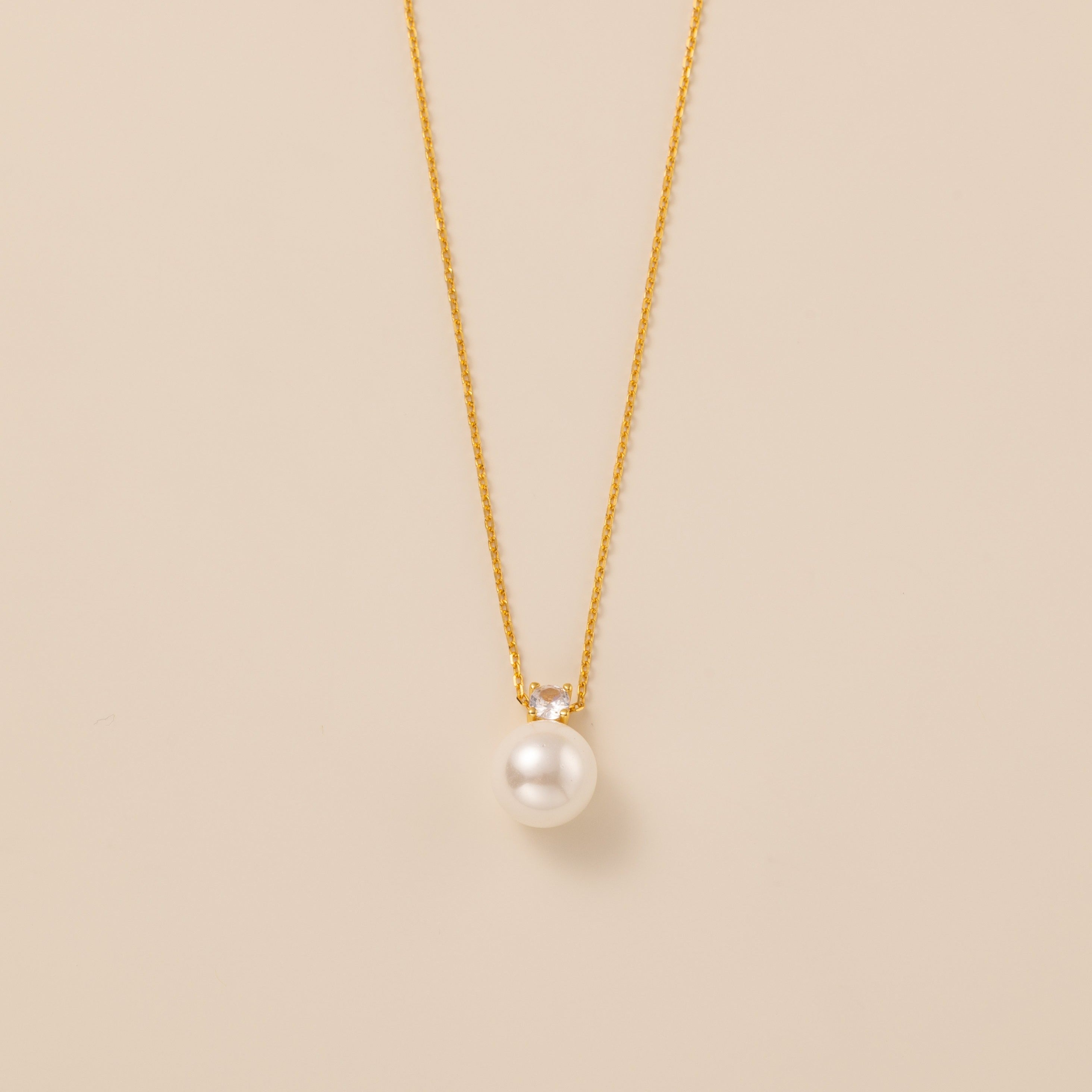 STMG Pearl Adjustable Necklace in gold