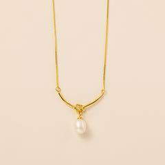 STMG Natural Pearl Knot Necklace in gold