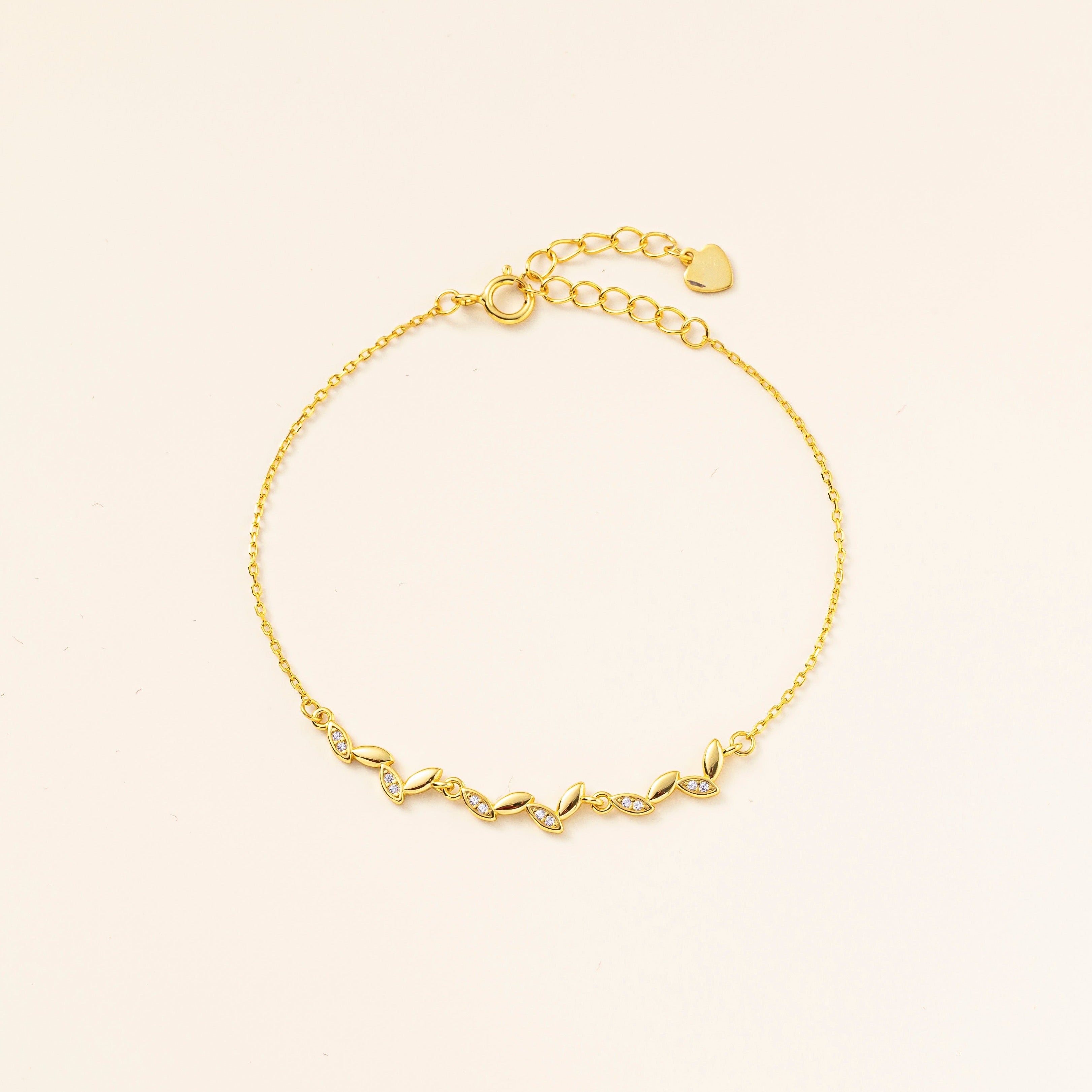 STMG Olive Leaf  Bracelet in gold