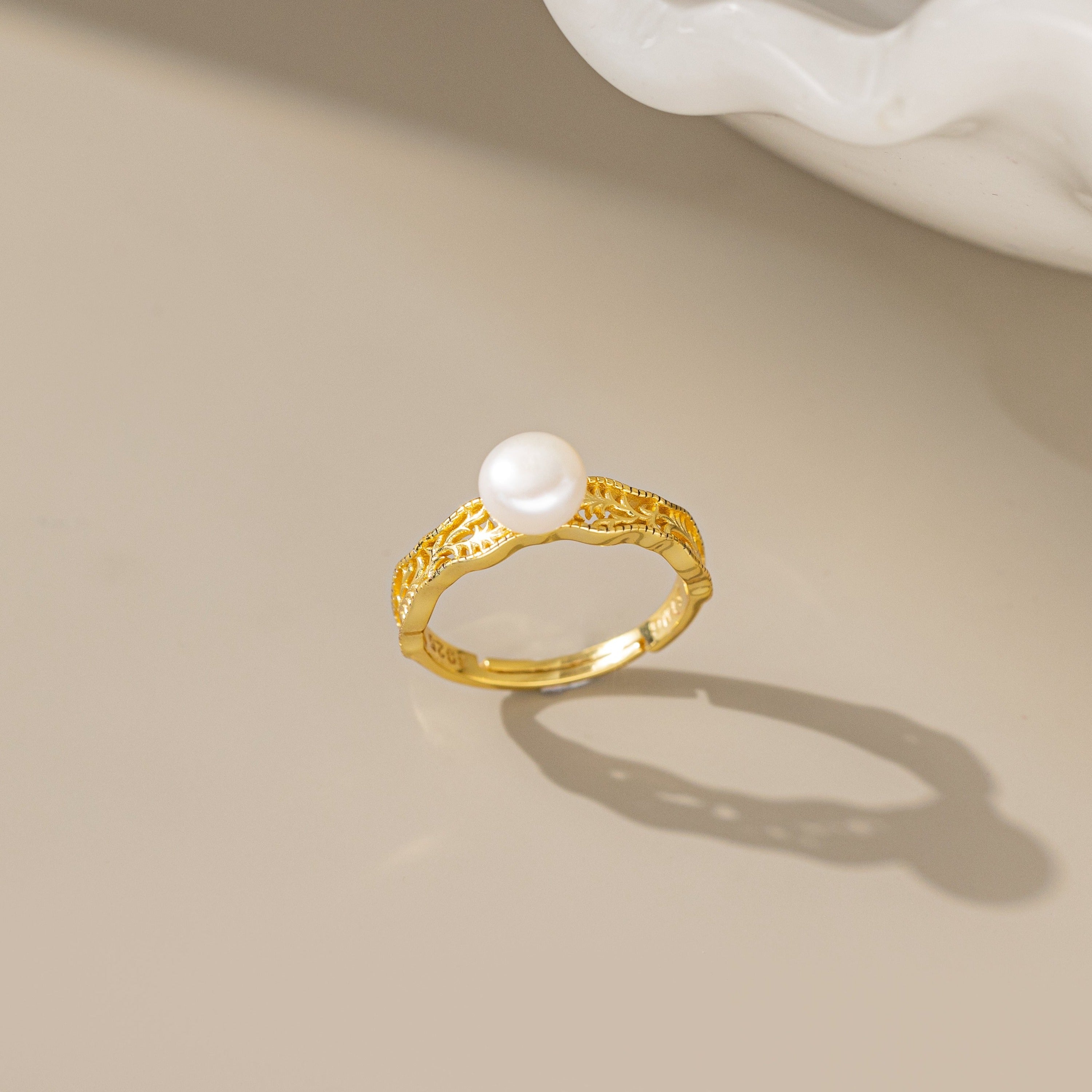 STMG Natural Pearl Vine Adjustable Ring