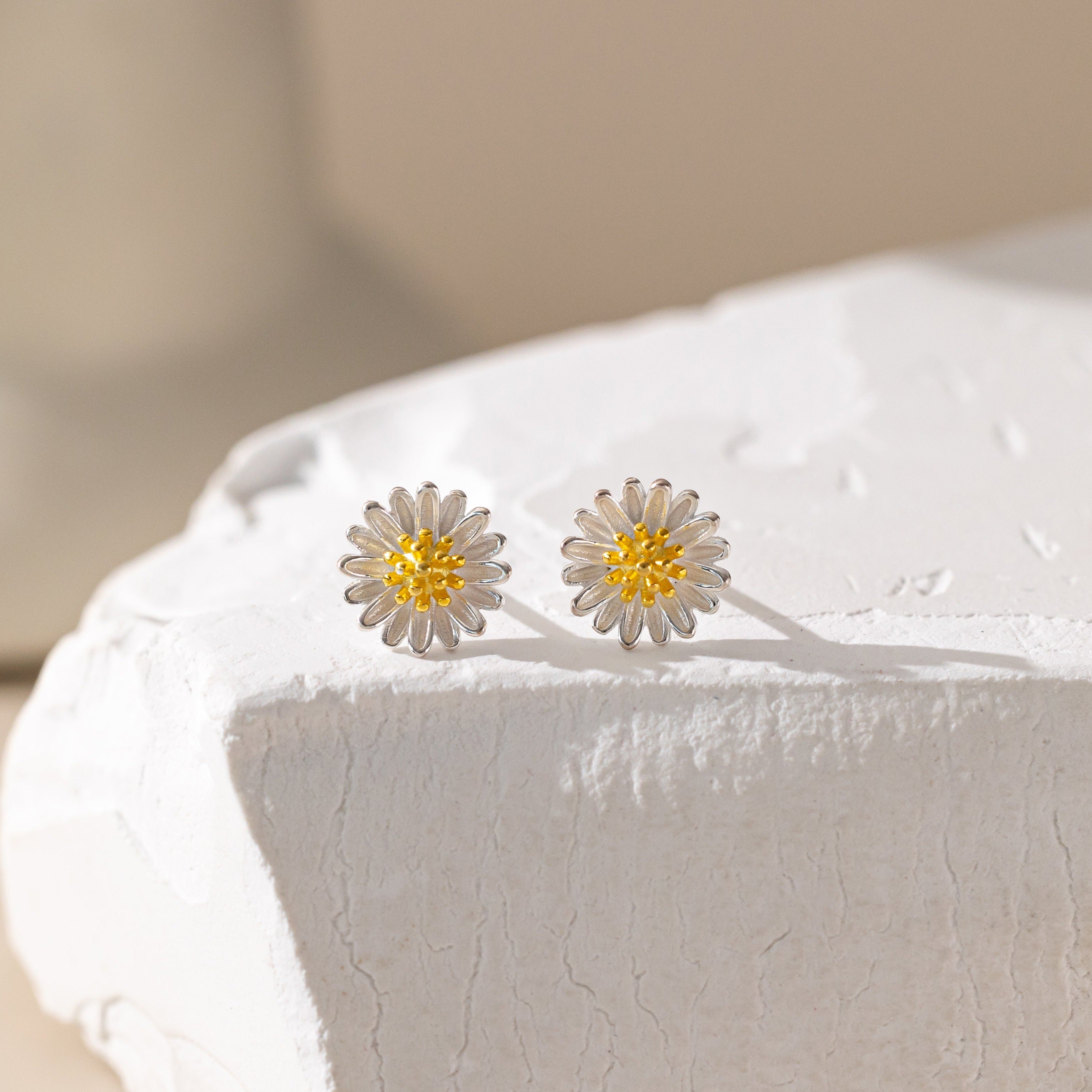 STMG Tiny Daisy Stud Earrings