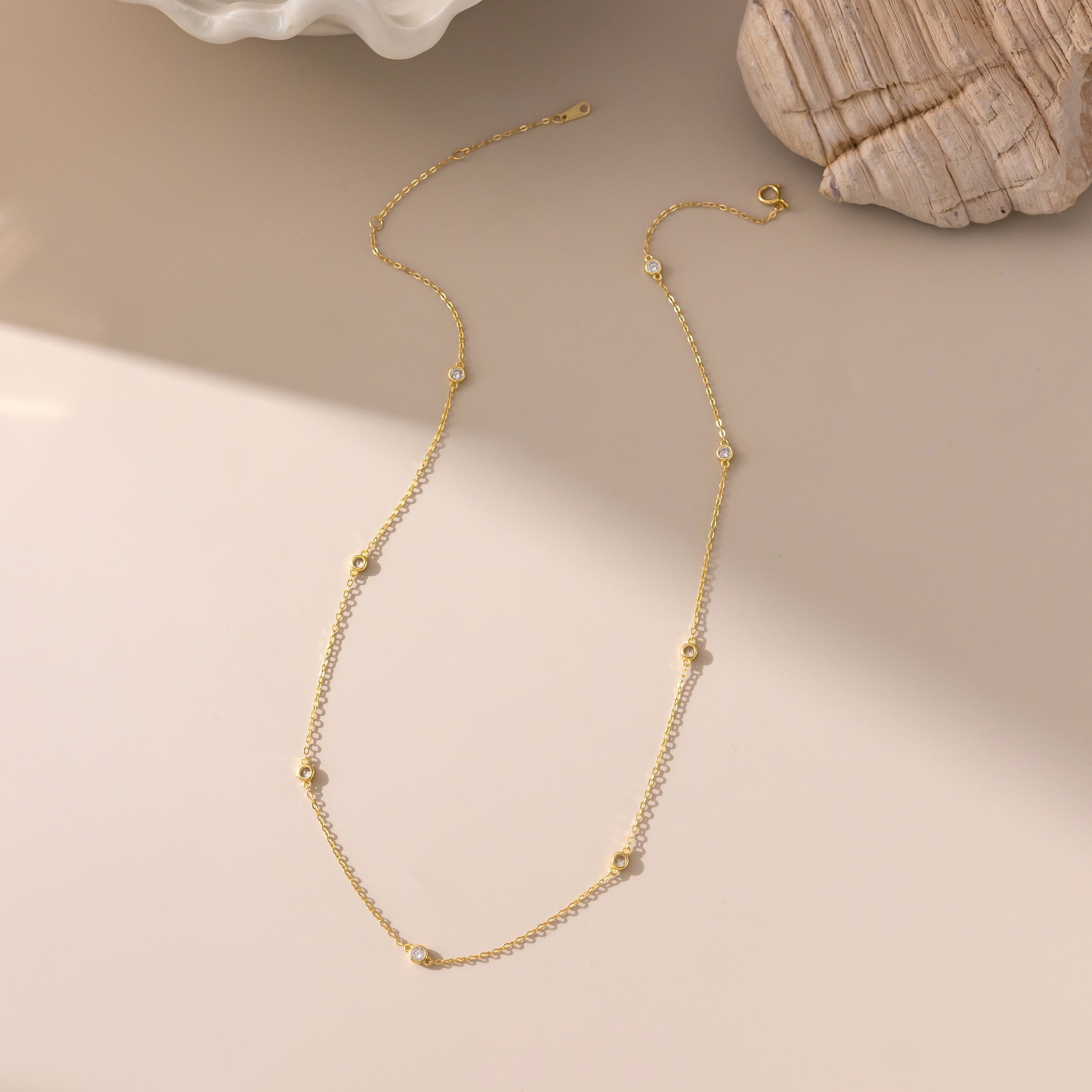 STMG Minimalist Diamond Necklace in gold