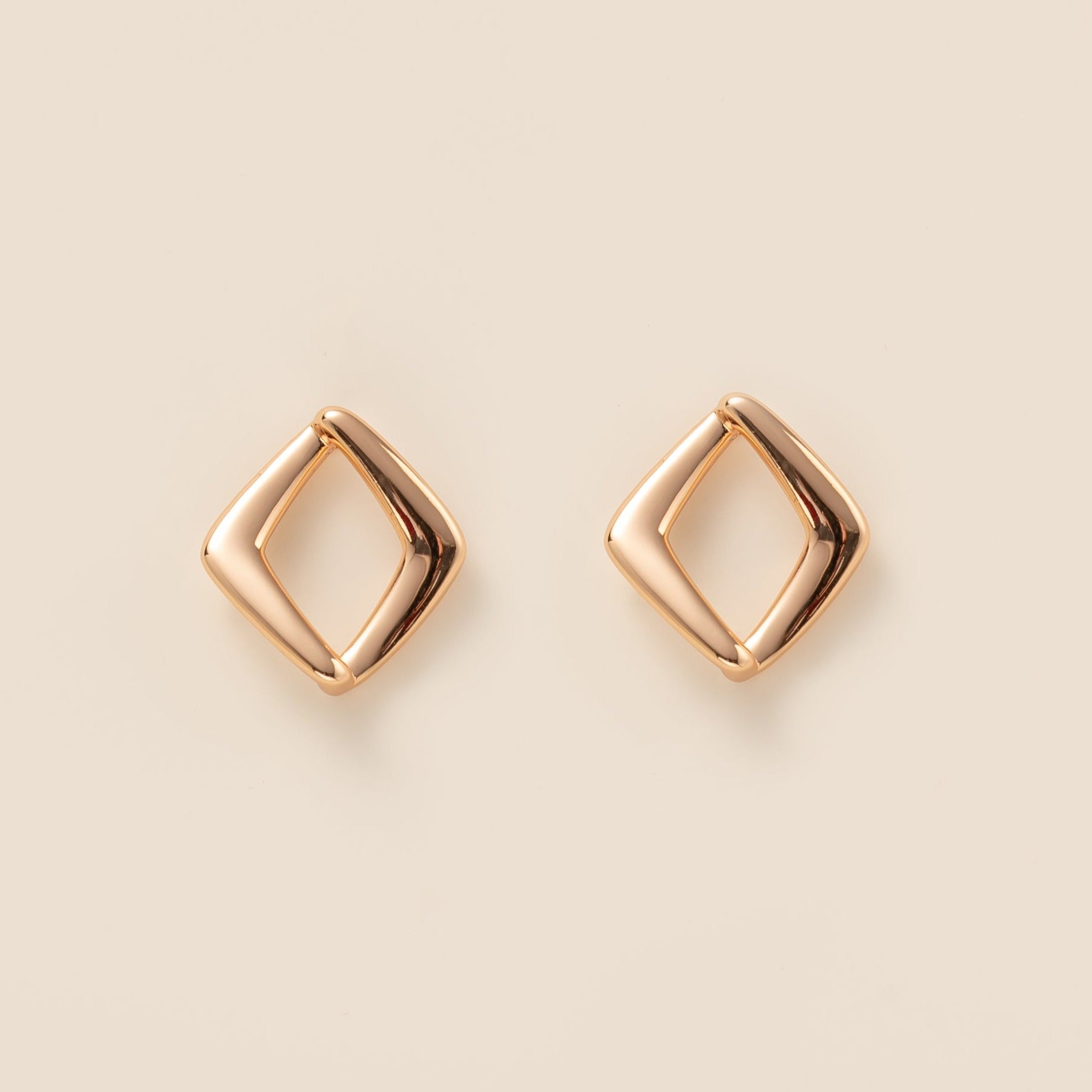 STMG Minimalist Rhombus Stud Earrings in champagne gold