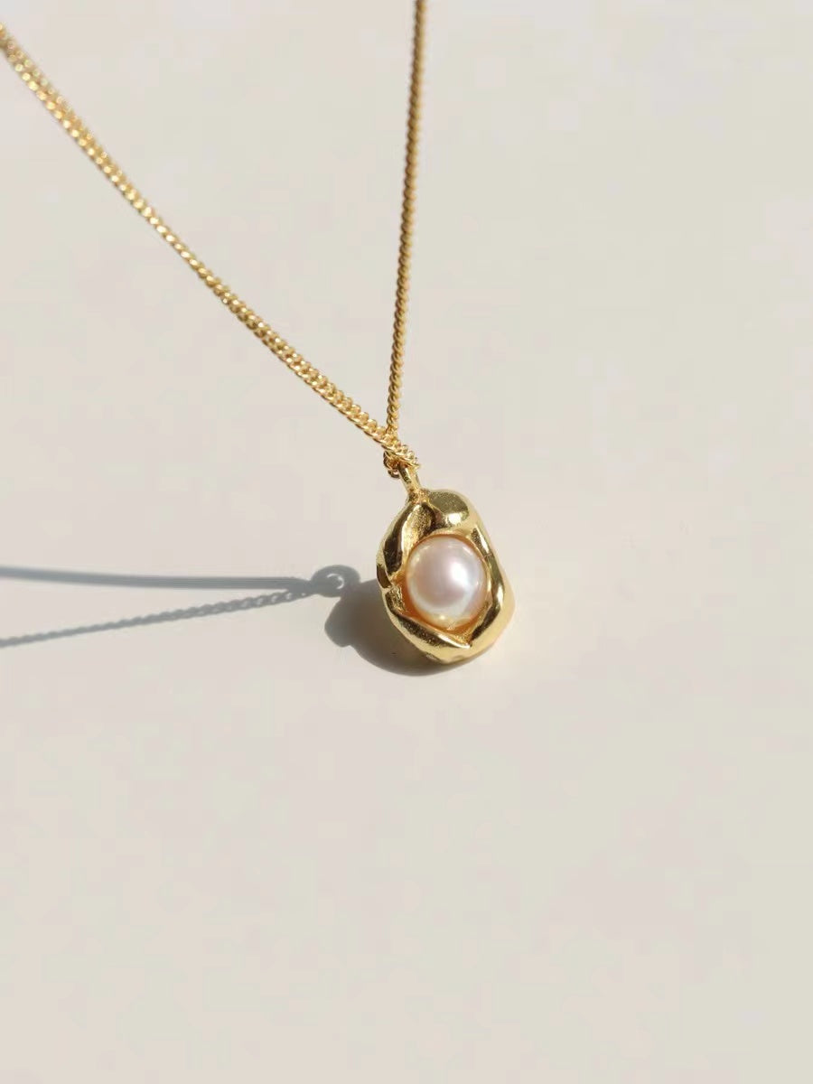 STMG Natural Pearl Necklace in gold